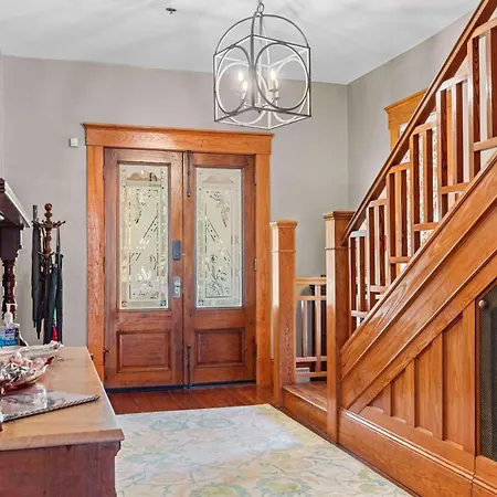 Savannah Suite-2